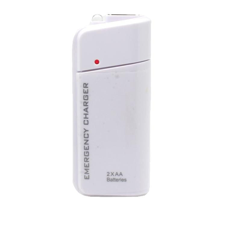 Tragbares Notfall-Ladegerät für Mobiltelefone – Powerbank mit AA-Batterien und LED-Taschenlampe