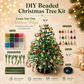 🌲DIY Perlen-Weihnachtsbaum-Bausatz – Handgemachtes Bastelgeschenk mit Engels-Spitze, bunte Mini-Weihnachtsdekoration für Schreibtisch & Tisch (Alles-in-einem-Set)