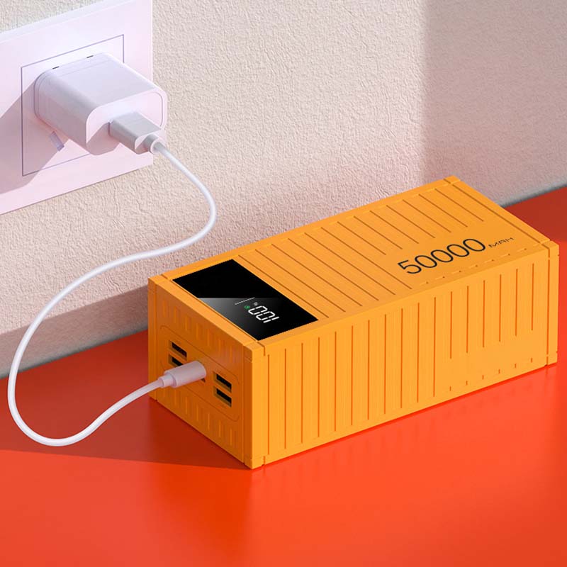 Schnellladende Powerbank mit digitaler Anzeige