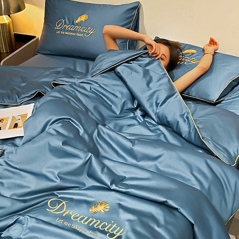Enjoy a cool summer🛏️ Summer Simple Ice Silk Quilt❄️