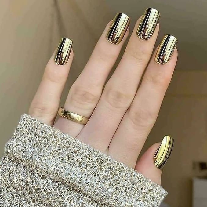 2026 Schimmernder und glamouröser metallischer Nagellack